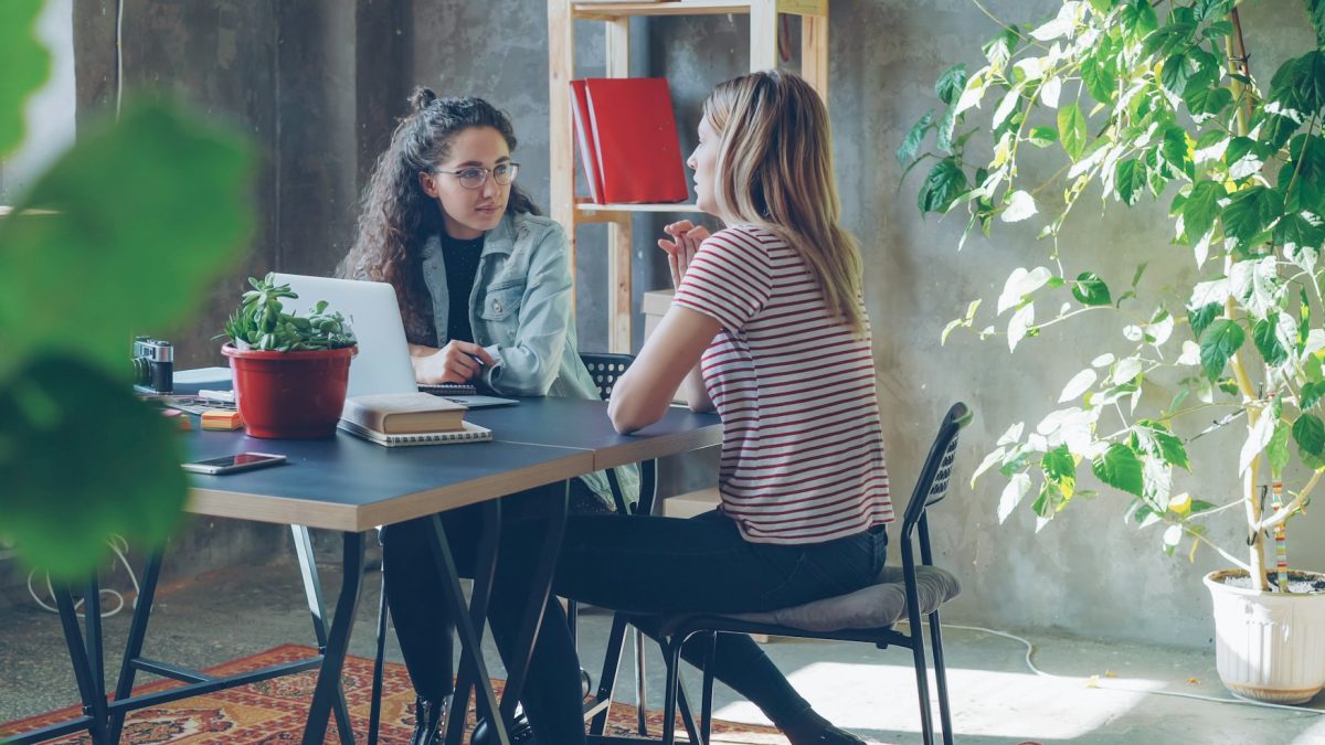 自分のことを大人だと思っているみたいですけど